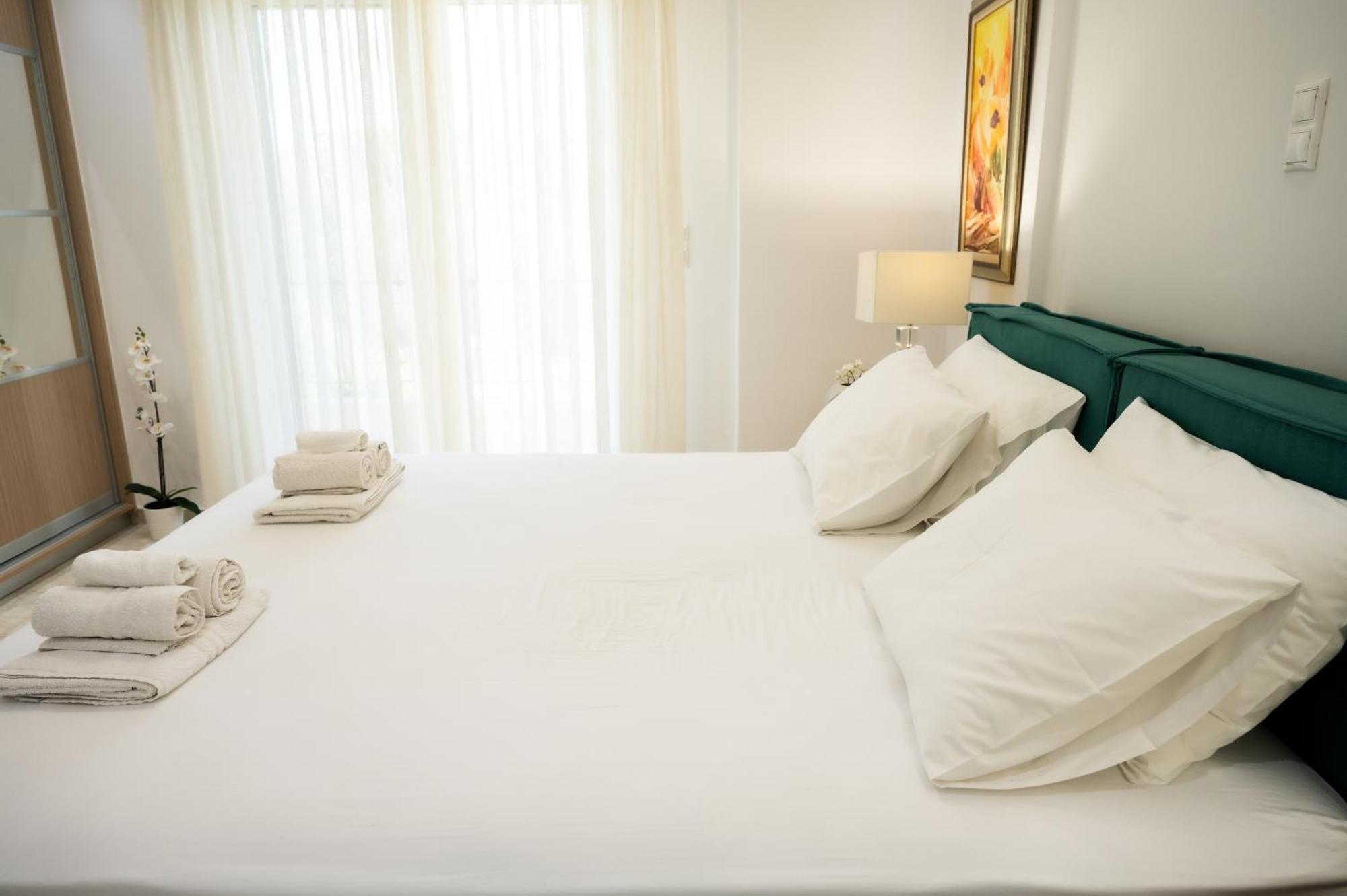 Keratea Luxury Villa -Athens Airport Екстериор снимка