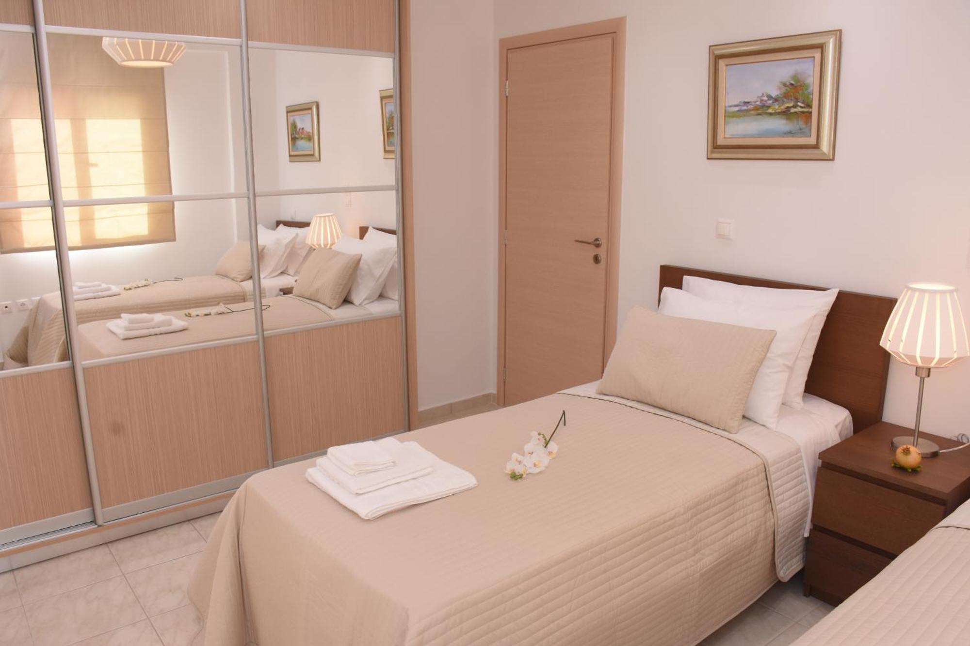 Keratea Luxury Villa -Athens Airport Екстериор снимка